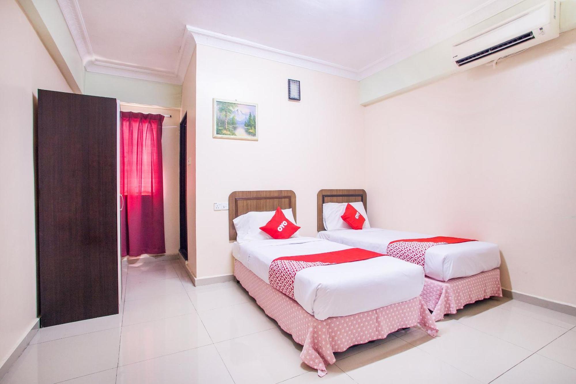 Hotel Super Oyo 89363 Casavilla 2*